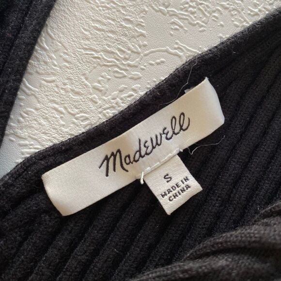 Madewell Ribbed Deep V Sweater Tank – Women’s Small Black Knit Top - Picture 5 of 10